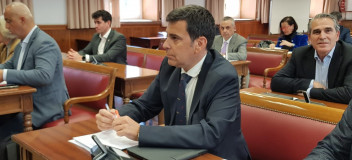 José Ramón Díez de Revenga Albacete en la Comisión de Vivienda y Agenda Urbana en el Senado