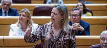 María Salom en el Senado 