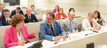 Teresa Belmonte, Juan Manuel González y Juan Ávila durante su intervención 