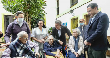 Alberto Nuñez Feijóo visita la Fundación Hospital y Nuestra Señora de los Dolores San Jacinto Cordoba