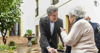 Alberto Nuñez Feijóo visita la Fundación Hospital y Nuestra Señora de los Dolores San Jacinto Cordoba