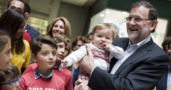 Mariano Rajoy se reúne con familias numerosas en Vitoria