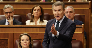 Feijóo en la sesión de control en el Congreso de los Diputados