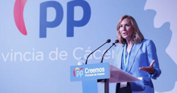 La vicesecretaria de Organización del Partido Popular, Ana Beltrán, en la clausura del 13 Congreso Provincial de Cáceres
