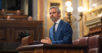 Juan Bravo en la comparecencia de María Jesús Montero