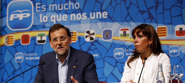 Mariano Rajoy con la presidenta del PP de Cataluña, Alicia Sánchez-Camacho