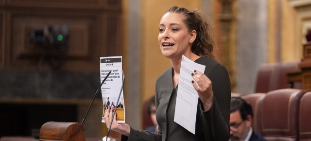 Ester Muñoz en el Pleno del Congreso