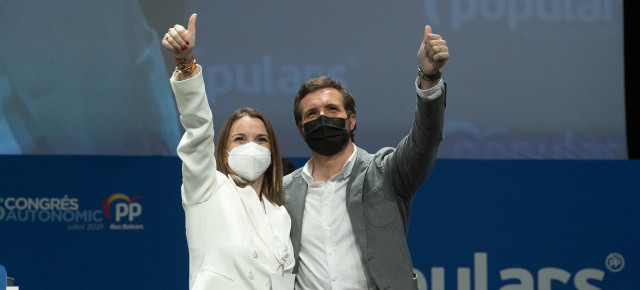 Pablo Casado y Marga Prohens durante el 16º Congreso del PP de Islas Baleares.