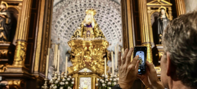 Alberto Nuñez Feijóo visita la Fundación Hospital y Nuestra Señora de los Dolores San Jacinto Cordoba