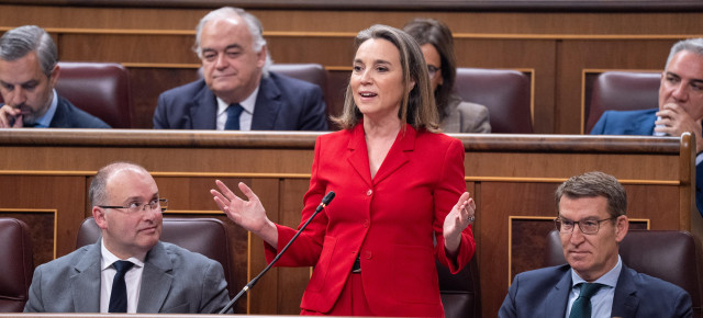 Cuca Gamarra interviene en la sesión de control al Gobierno