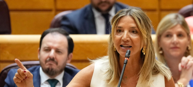 Alicia García en el Senado