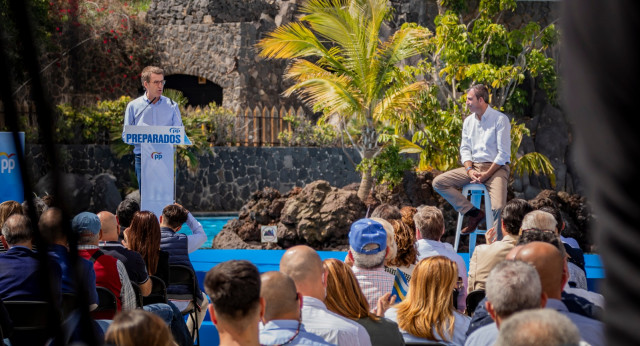 Alberto Núñez Feijóo en su visita a Santa Cruz de Tenerife