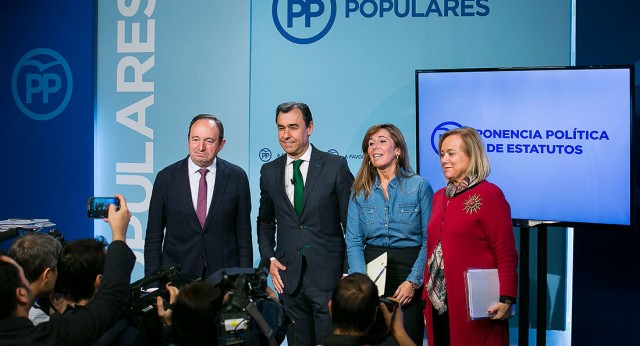 Fernando Martínez Maillo presenta las líneas básicas de la Ponencia Política y de Estatutos