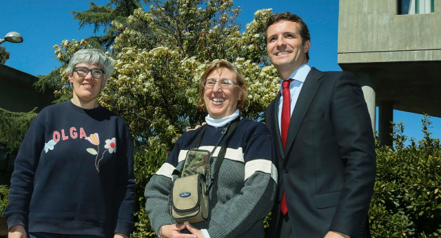 Pablo Casado en su visita a la Fundación Gil Gayarre