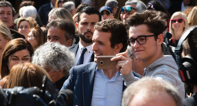 Pablo Casado, en un encuentro con los candidatos de la zona del “Besaya” en Torrelavega