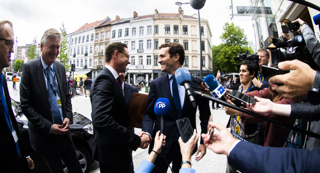 Pablo Casado a su llegada a la cumbre del PP Europeo en Bruselas