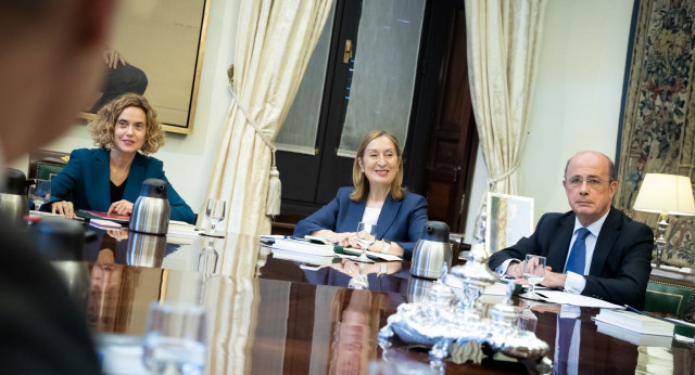 Primera reunión de la Mesa del Congreso en la XIV Legislatura