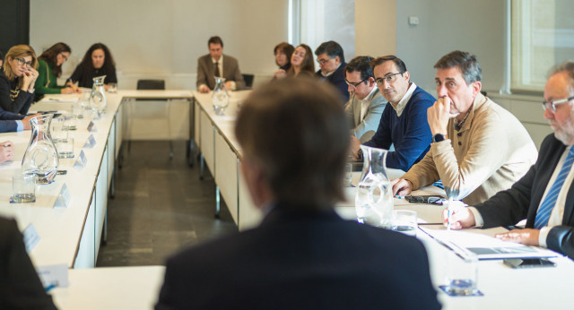 Reunión con presidentes y vicepresidentes de la Federación Regional de Municipios y Provincias.