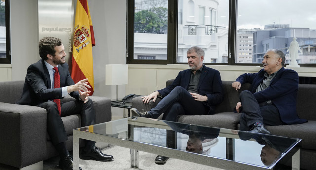 Reunión de Pablo Casado con los lideres de CCOO y UGT