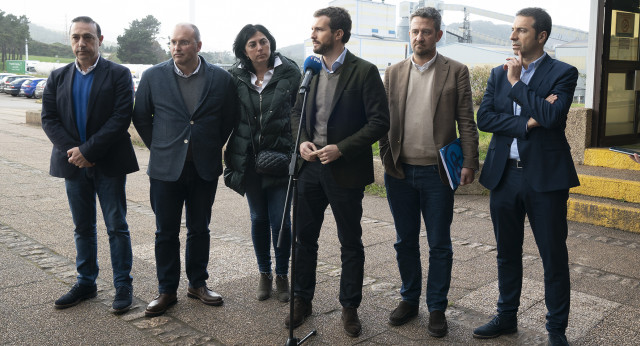 Intervención de Pablo Casado tras su reunión con el Comité de Empresa de Alcoa