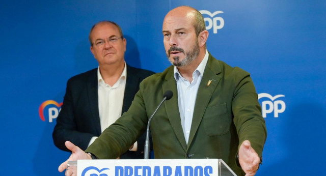  Pedro Rollán y José Antonio Monago ofrecen una rueda de prensa desde Mérida