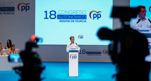 Alberto Núñez Feijóo clausura el XVIII Congreso Autonómico Extraordinario del PP de Murcia 