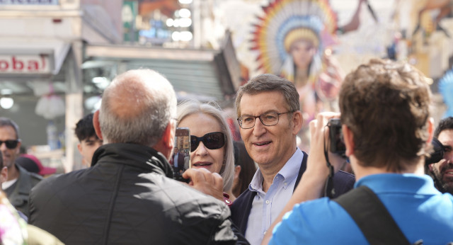 Alberto Núñez Feijóo en las Fallas 