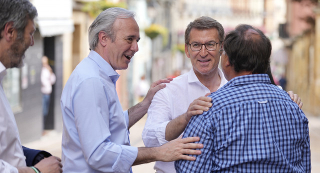 Alberto Núñez Feijóo y Jorge Azcón en Huesca