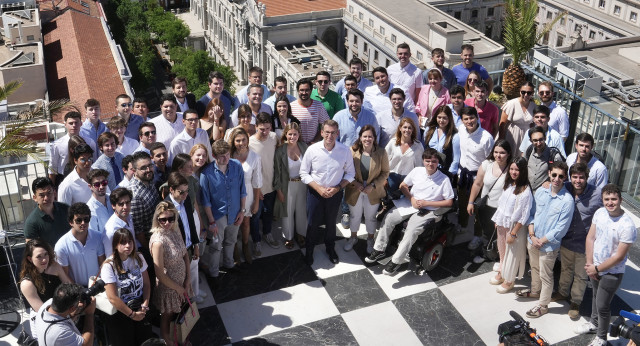 Feijóo en un acto con jóvenes sobre Europa.