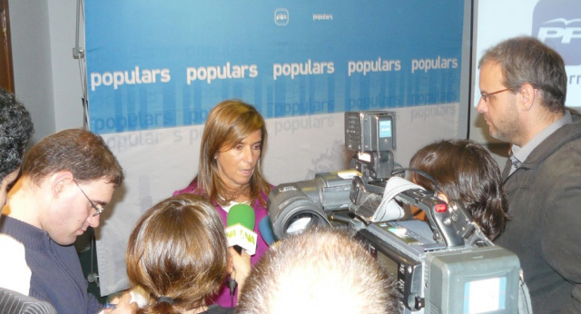 Ana Mato inaugura la sede del PP de Andorra