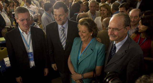 Mariano Rajoy con Alberto Ruiz-Gallardón y Rita Barberá en la 18 Intermunicipal popular