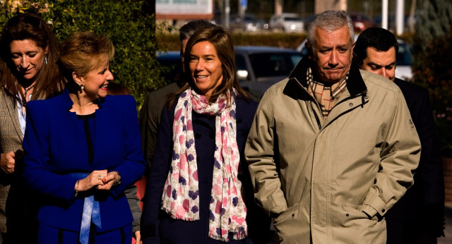 Javier Arenas y Ana Mato participan en un acto con mujeres en Córdoba