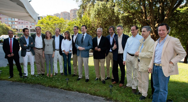 Foto de familia en la clausura de la XVII Interparlamentaria Popular