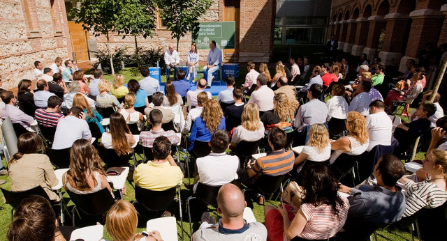 Mª Dolores de Cospedal, Esteban González Pons y José Ignacio Wert en el debate "Educación de calidad para todos"