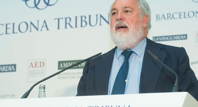 Miguel Arias Cañete en una conferencia en Barcelona Tribuna