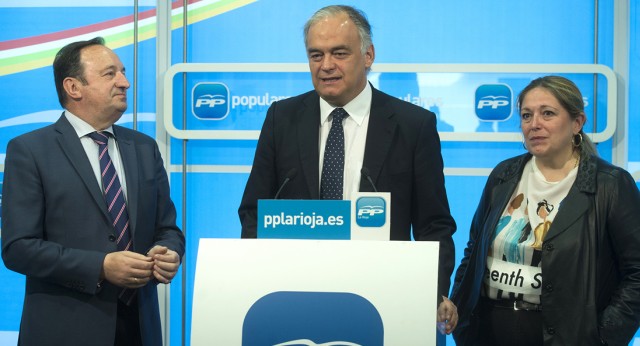 Esteban González Pons y Pedro Sanz en la reunión del GPPE