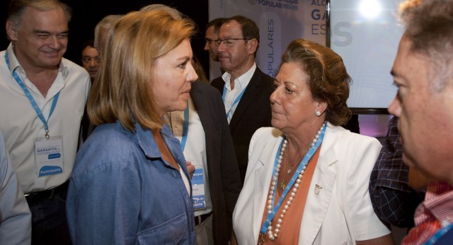 La alcaldesa de Valencia, Rita Barberá, junto a Mª Dolores Cospedal
