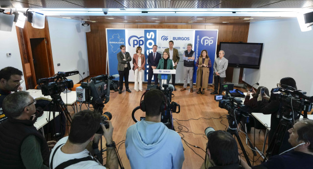 Cuca Gamarra en rueda de prensa en Burgos