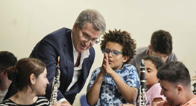 Alberto Núñez Feijóo visita Fundación Acción por la Música