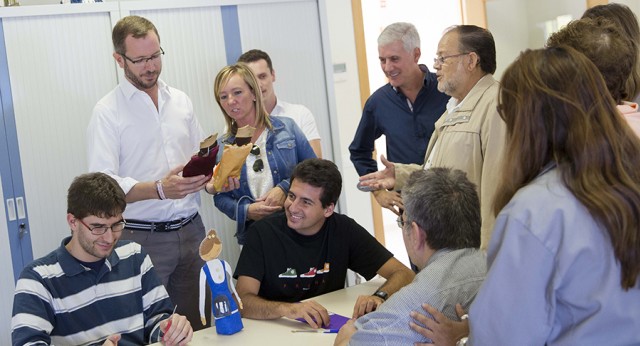 Javier Maroto visita el centro especial de trabajo de la Torxa (Lleida)