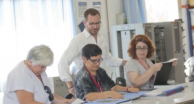 Javier Maroto visita el centro especial de trabajo de la Torxa (Lleida)