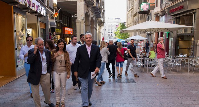 Javier Arenas y Marisa Xandri visitan el Eje Comercial de Lleida