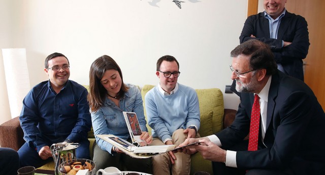 Mariano Rajoy y Pedro Antonio Sánchez visitan el Centro de Promoción de Autonomía Personal en Murcia