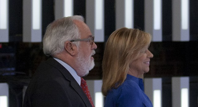 Miguel Arias Cañete y Elena Valenciano en el debate 