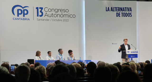 El presidente del Partido Popular, Alberto Núñez Feijóo, durante su intervención