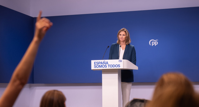 Paloma Martín en rueda de prensa presentando el plan de vivienda