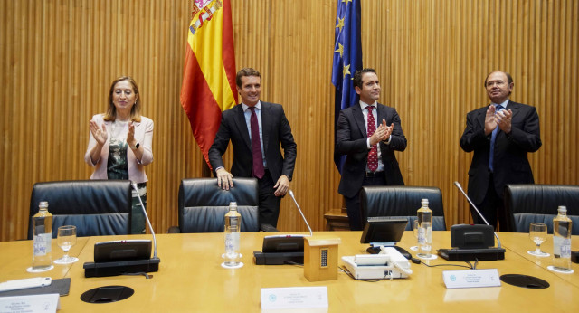 Pablo Casado preside reunión plenaria con los grupos del PP del Congreso y el Senado