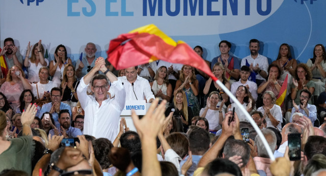 Alberto Núñez Feijóo participa en un mitin en Cádiz