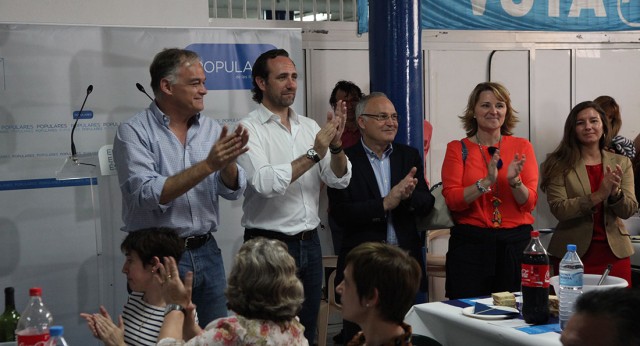 Esteban González Pons y Jose Ramón Bauzá en Llubí