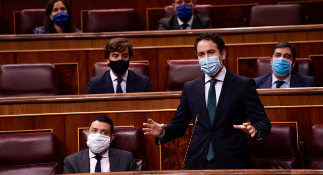 El secretario general del PP, Teodoro García Egea, interviene en la sesión de control al Gobierno